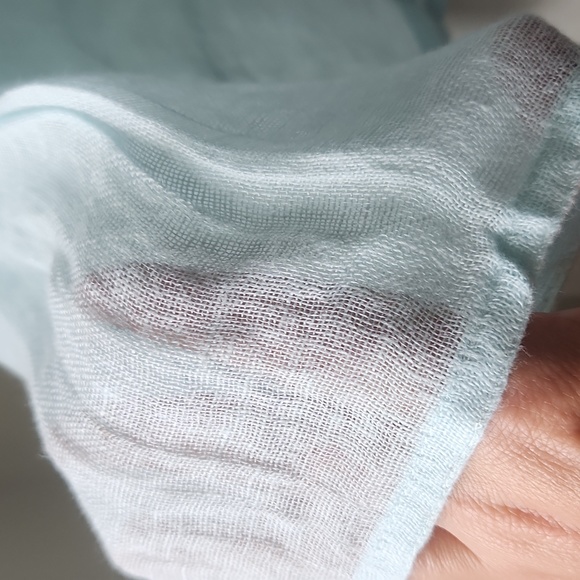 Eileen Fisher light blue linen tunic - Picture 6 of 9